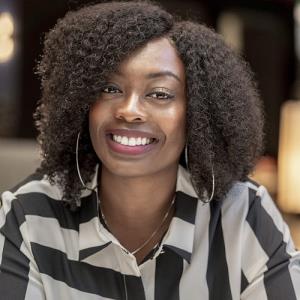 Dr. Jasmine Lee